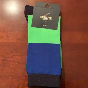 Hollister men’s socks.